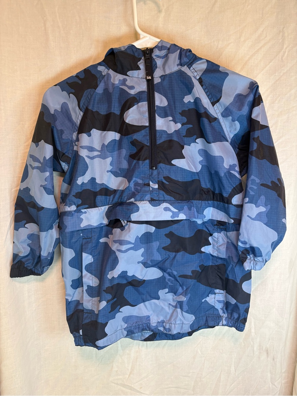 Children’s Place Boys S (5/6) Camouflage Fold Away Pouch Rain Jacket Hoodie